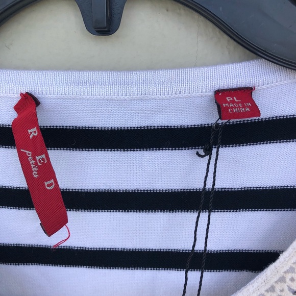 Black & White Striped Shirt Crochet V-neck P Large - Picture 2 of 5